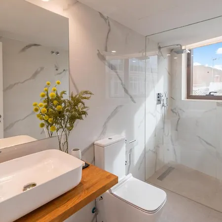 Exclusive Penthouse & Terrace By Ele Lejlighed *